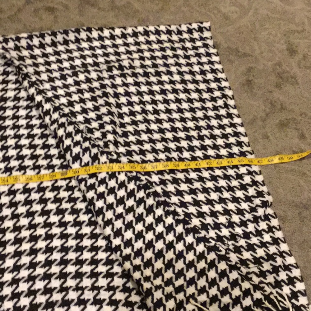 Poncho - Picture 2 of 4